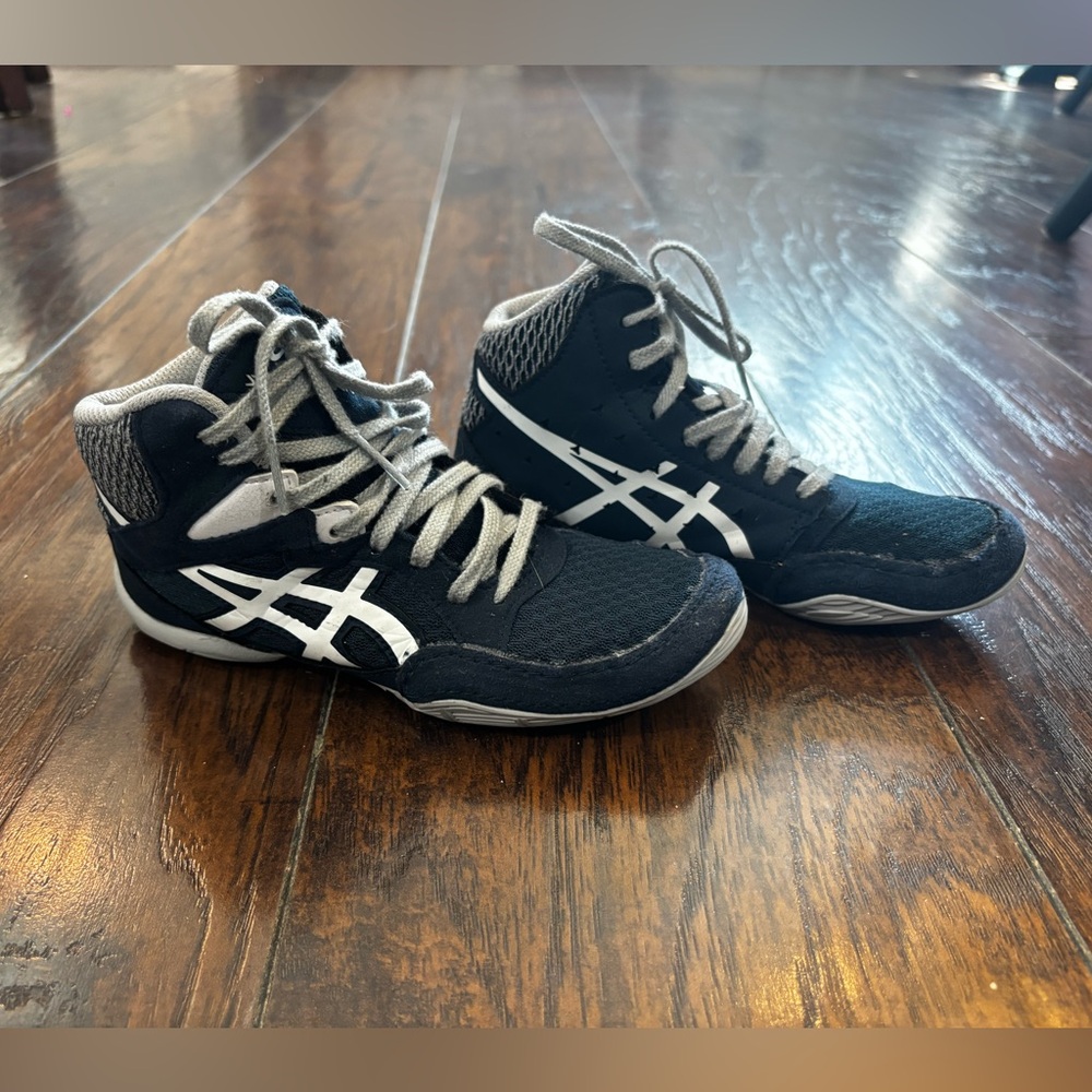 ASICS Kids Wrestling Shoes Kids Size 1